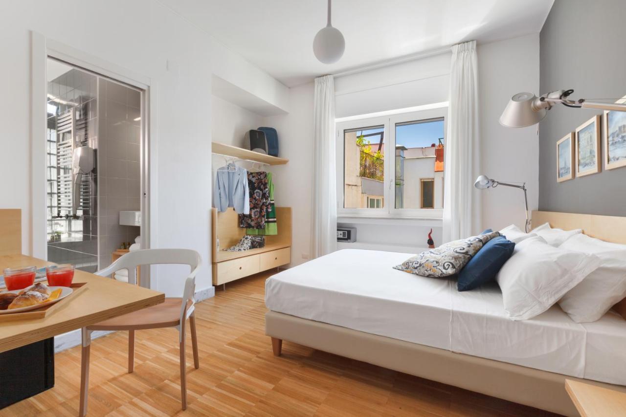 Vivaldo Suite Piazza Dei Martiri - Guest House ナポリ エクステリア 写真
