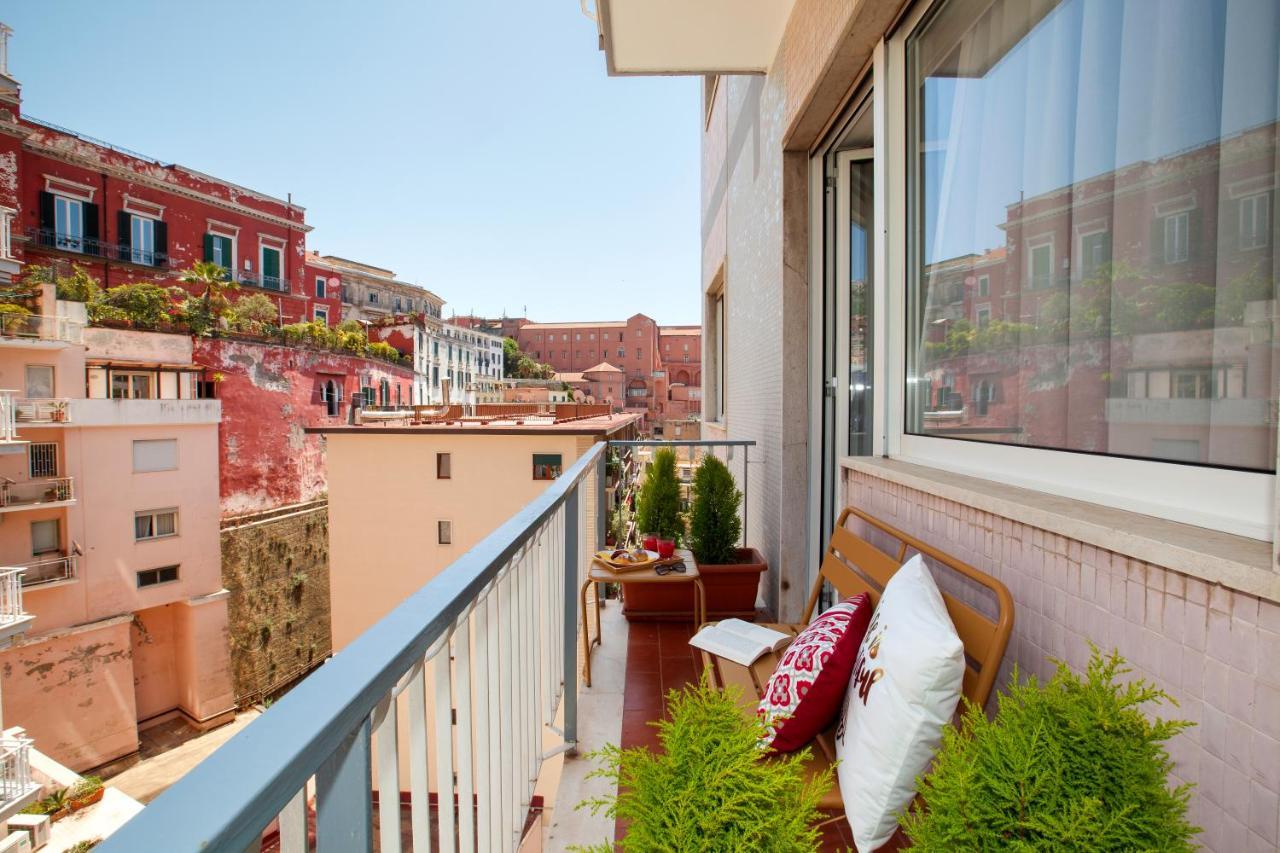 Vivaldo Suite Piazza Dei Martiri - Guest House ナポリ エクステリア 写真