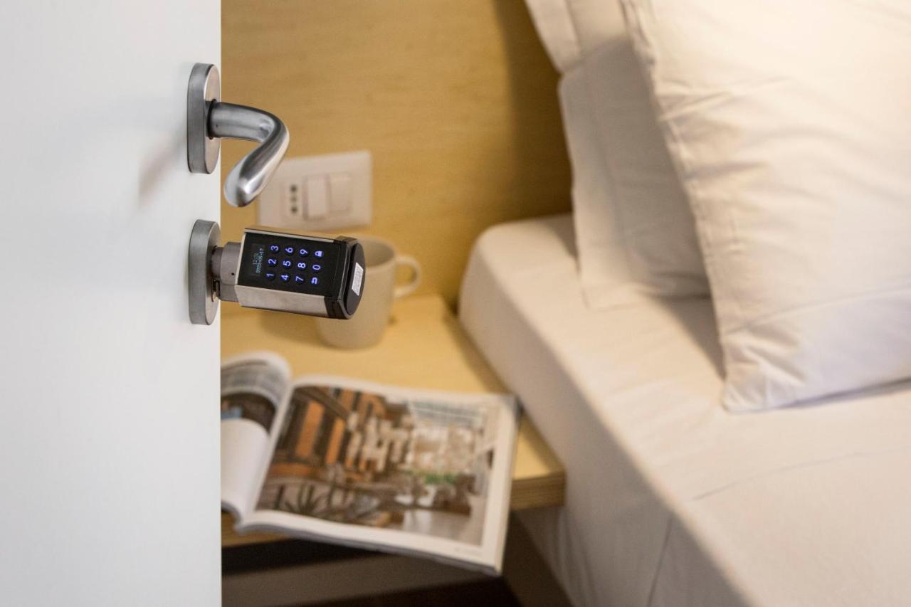 Vivaldo Suite Piazza Dei Martiri - Guest House ナポリ エクステリア 写真